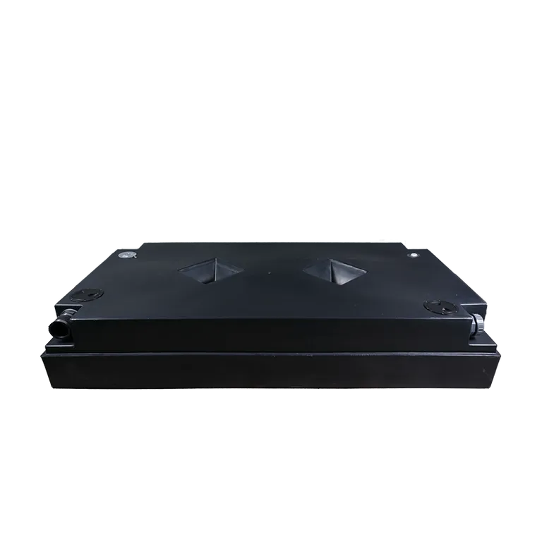 Flacher Abwassertank für Containeranlagen – jetzt einen robusten Fäkalientank mieten für Baustellen ohne Kanalanschluss